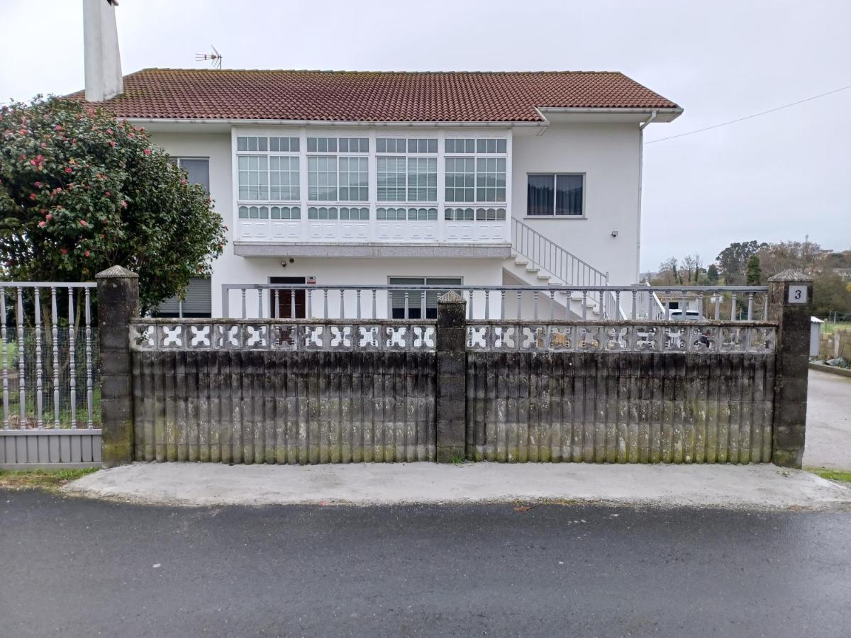 Acogedora Casa De Campo Neda Exteriör bild