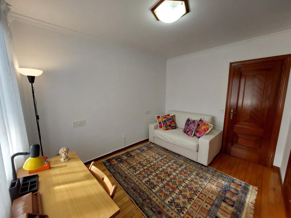 Acogedora Casa De Campo Neda Exteriör bild
